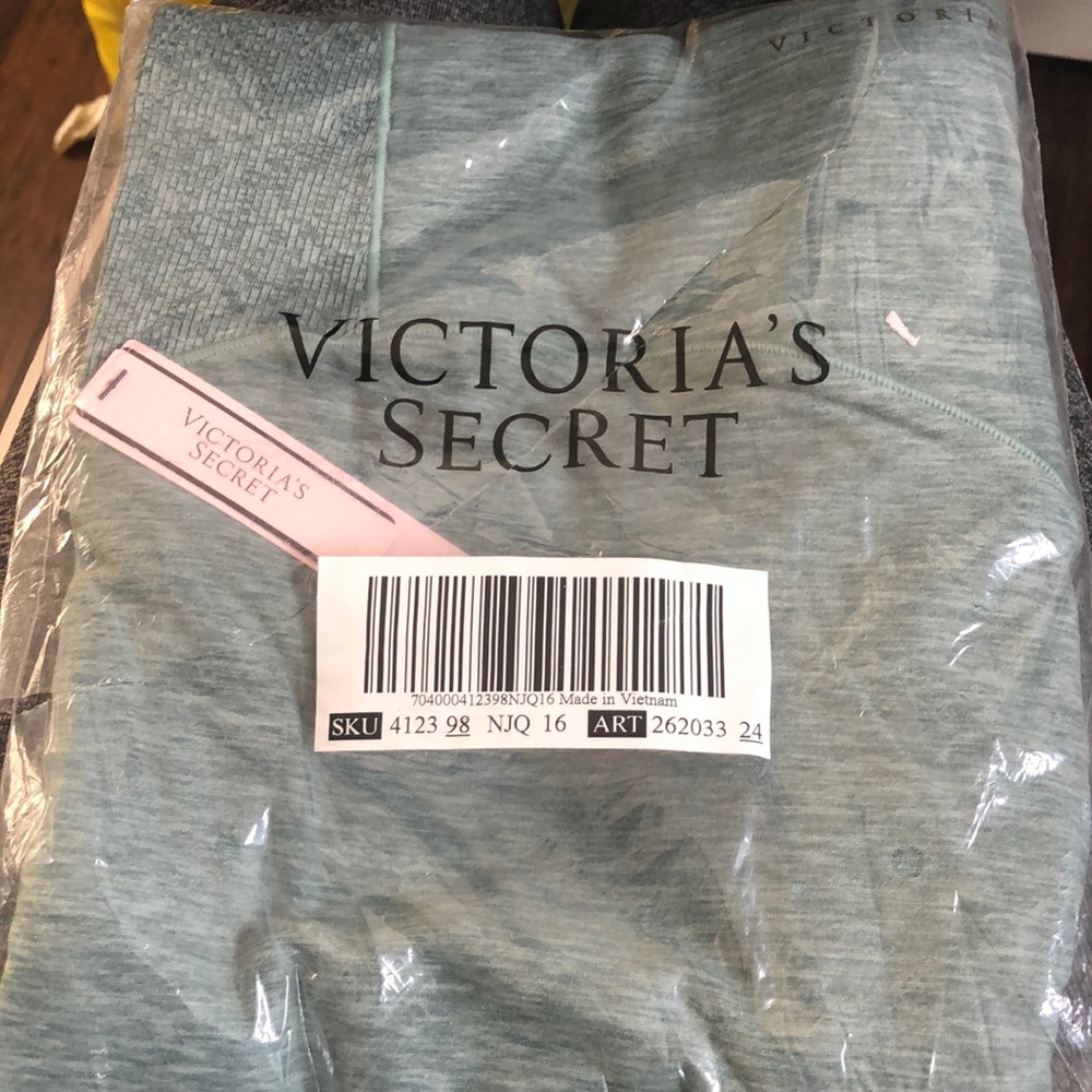 Victoria’s Secret Tights